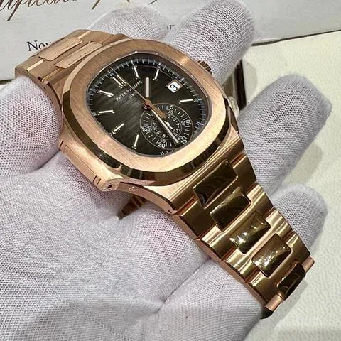 Patek Philippe Nautilus 5980/1R-001 40.5mm Rose gold Black 2