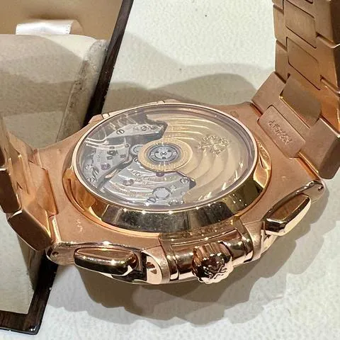 Patek Philippe Nautilus 5980/1R-001 40.5mm Rose gold Black 5