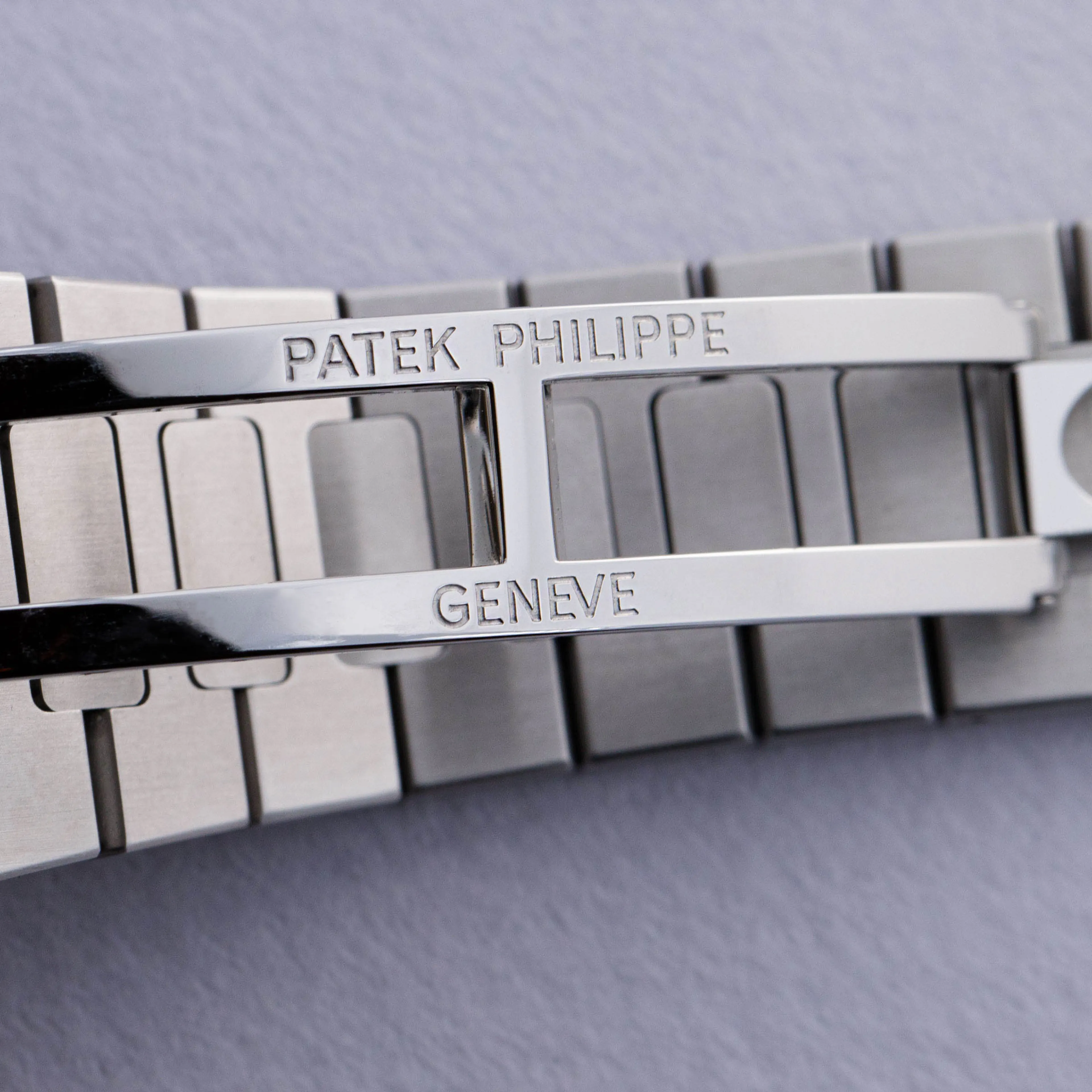 Patek Philippe Nautilus 5711/1A-018 40mm Stainless steel Tiffany blue 13
