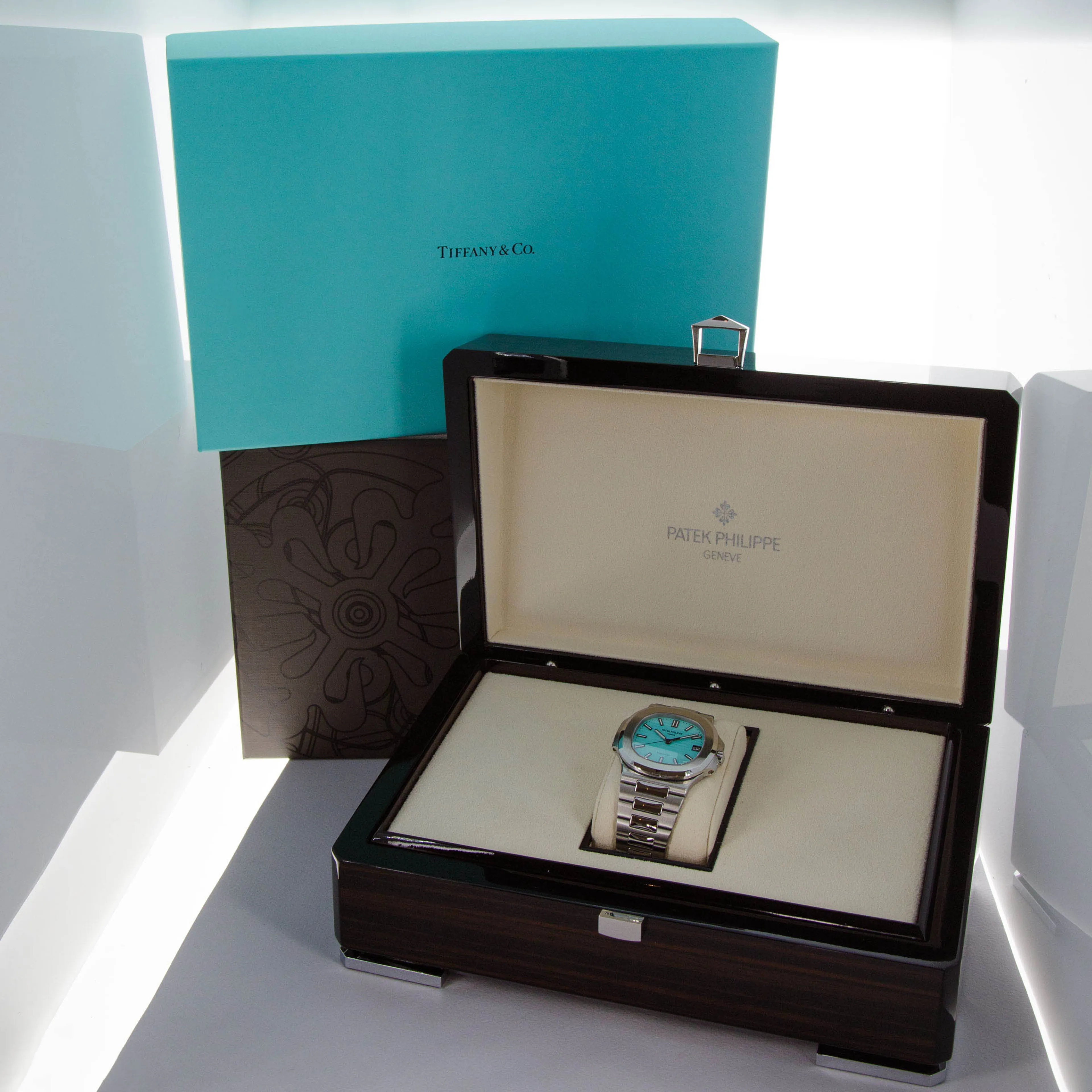 Patek Philippe Nautilus 5711/1A-018 40mm Stainless steel Tiffany blue 15