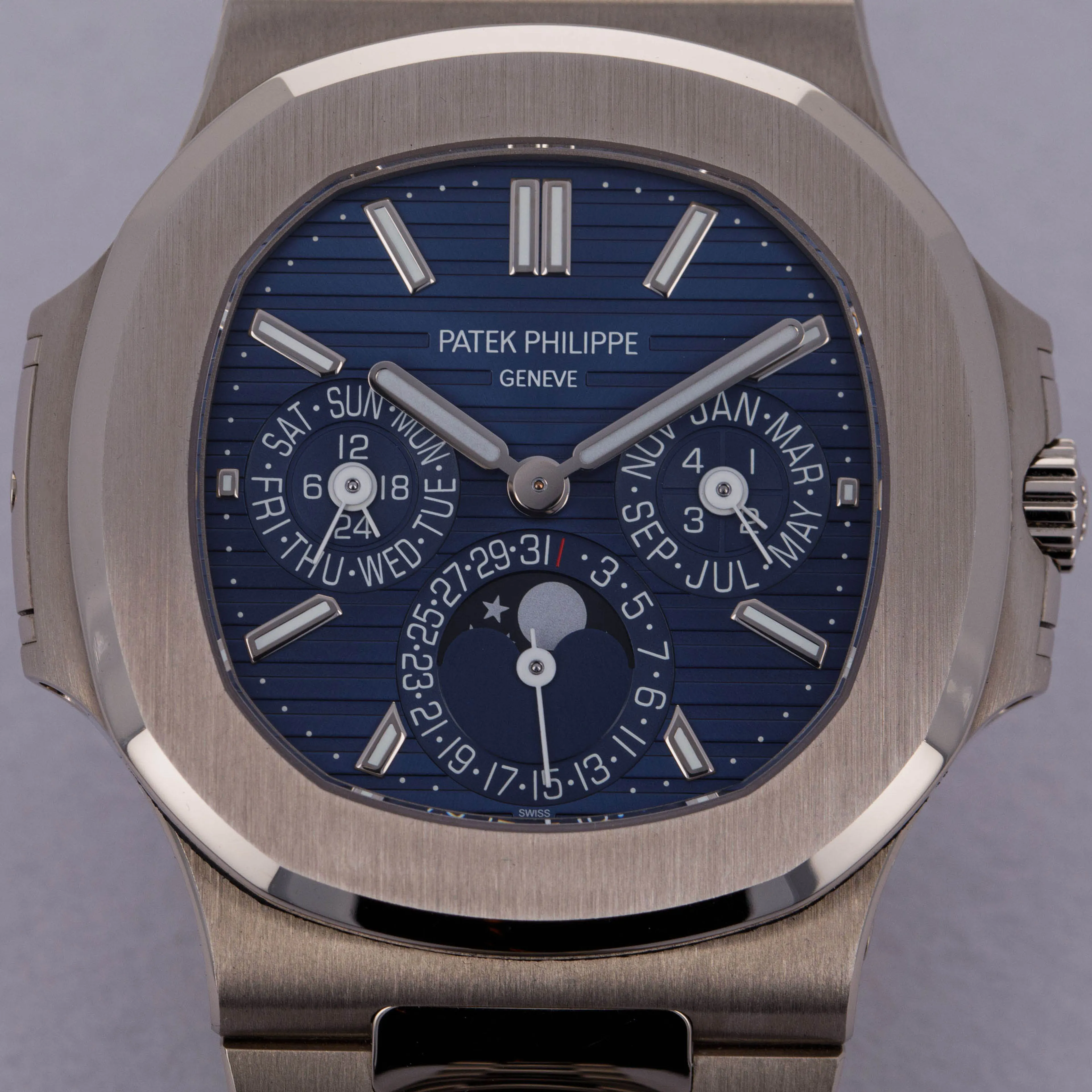 Patek Philippe Nautilus Perpetual Calendar 5740/1G-001 40mm White gold Blue 11