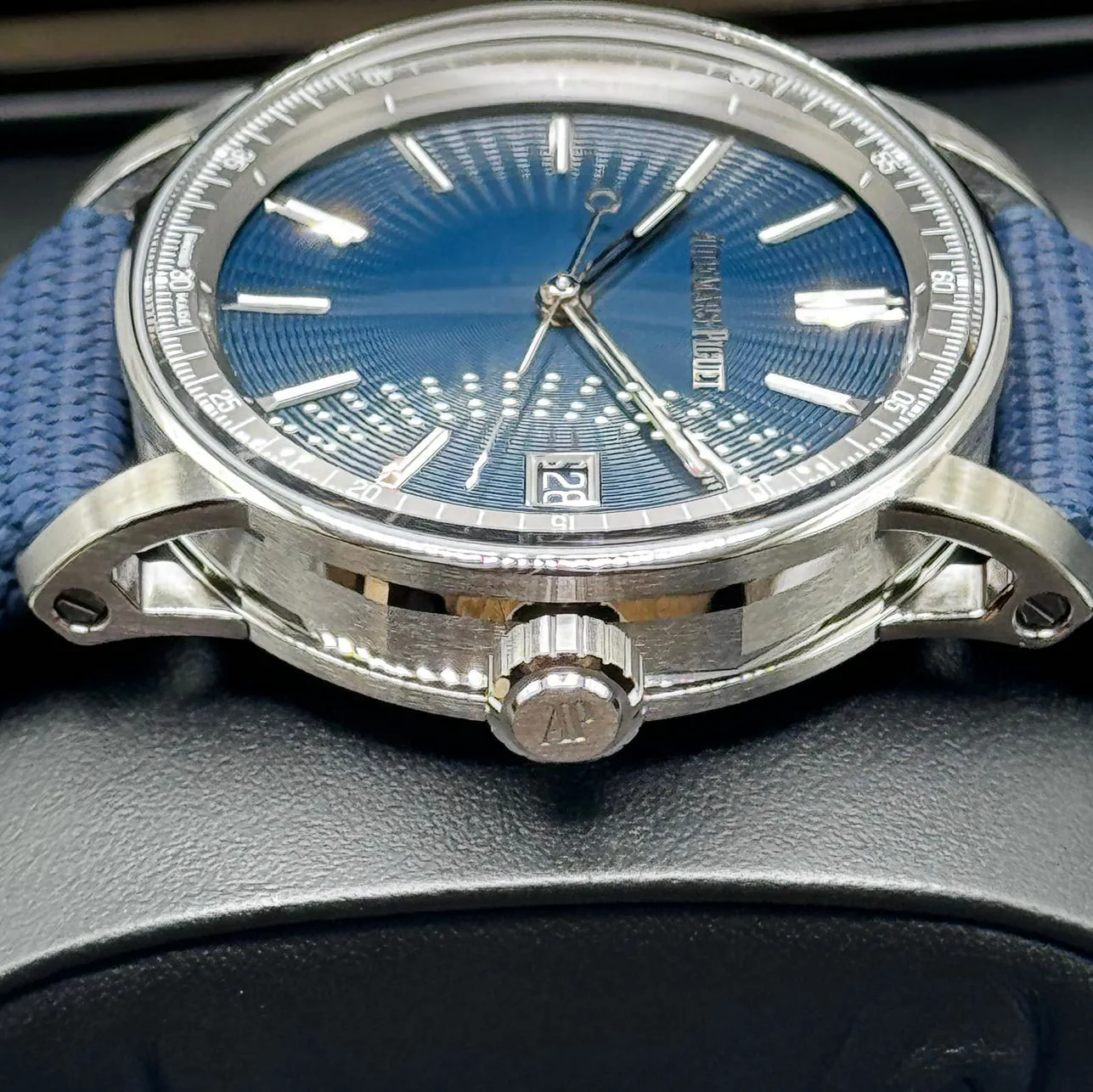 Audemars Piguet Code 11.59 15210ST.OO.A348KB.01 41mm Stainless steel Blue 7