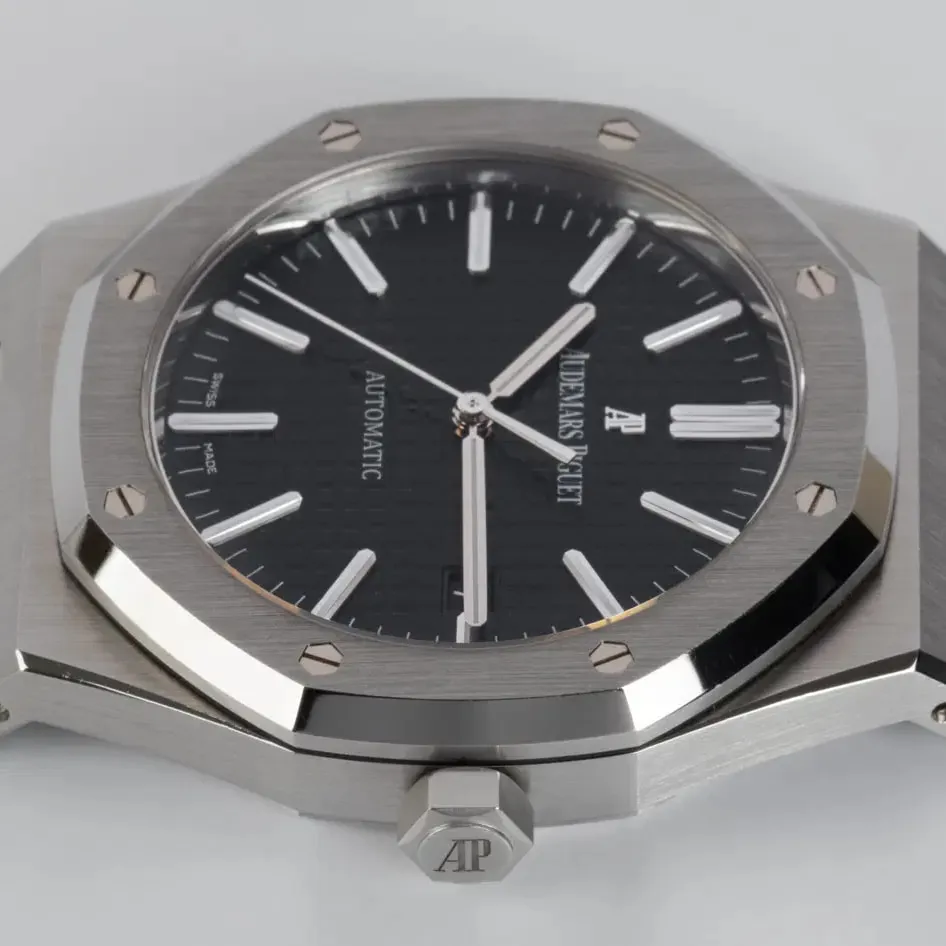 Audemars Piguet Royal Oak 15400ST.OO.1220ST.01 41mm Stainless steel Black 1