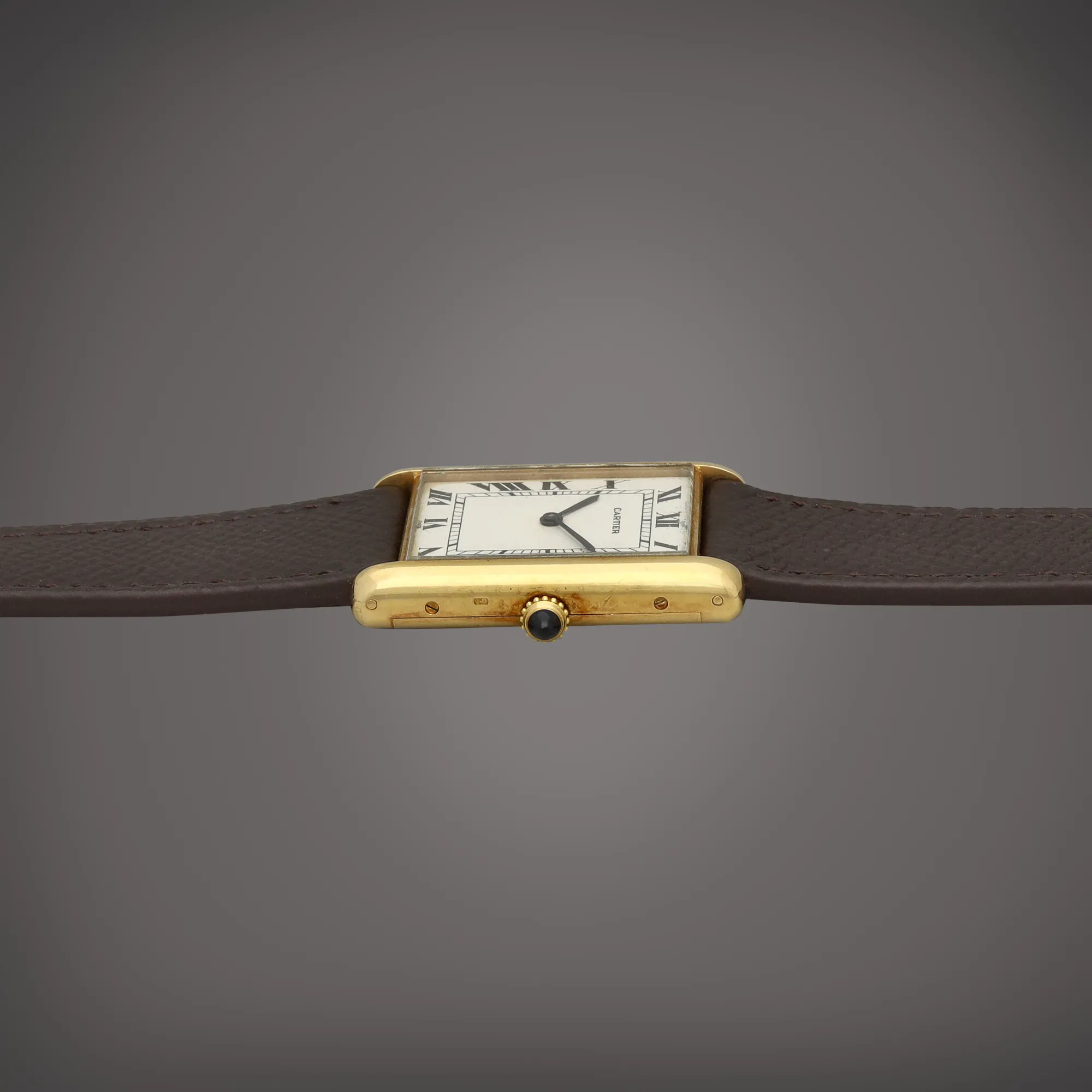 Cartier Tank Louis 17002 28mm Yellow gold White 3