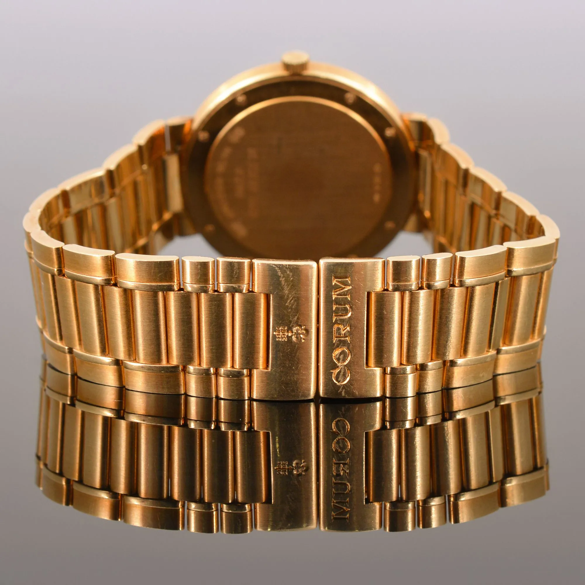 Corum Romulus Yellow gold 2