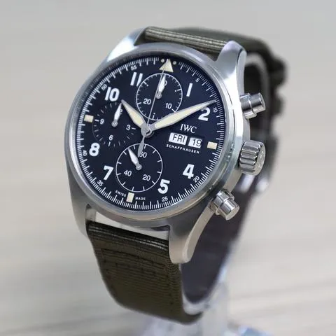 IWC Pilot IW387903 41mm Stainless steel Black