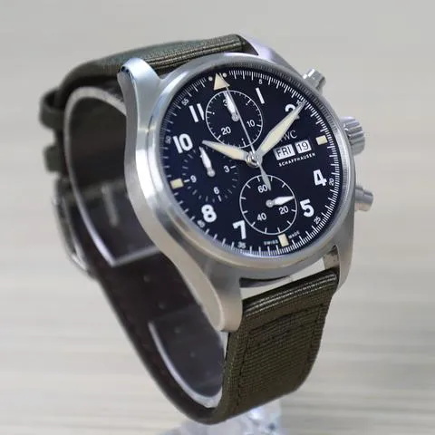 IWC Pilot IW387903 41mm Stainless steel Black 4