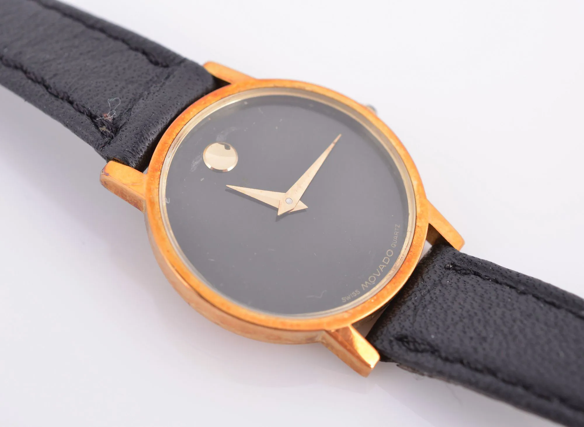 Movado Museum nullmm Yellow gold Black 1