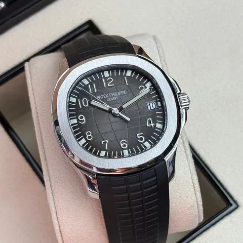 Patek Philippe Aquanaut 5167A-001 40mm Stainless steel Black