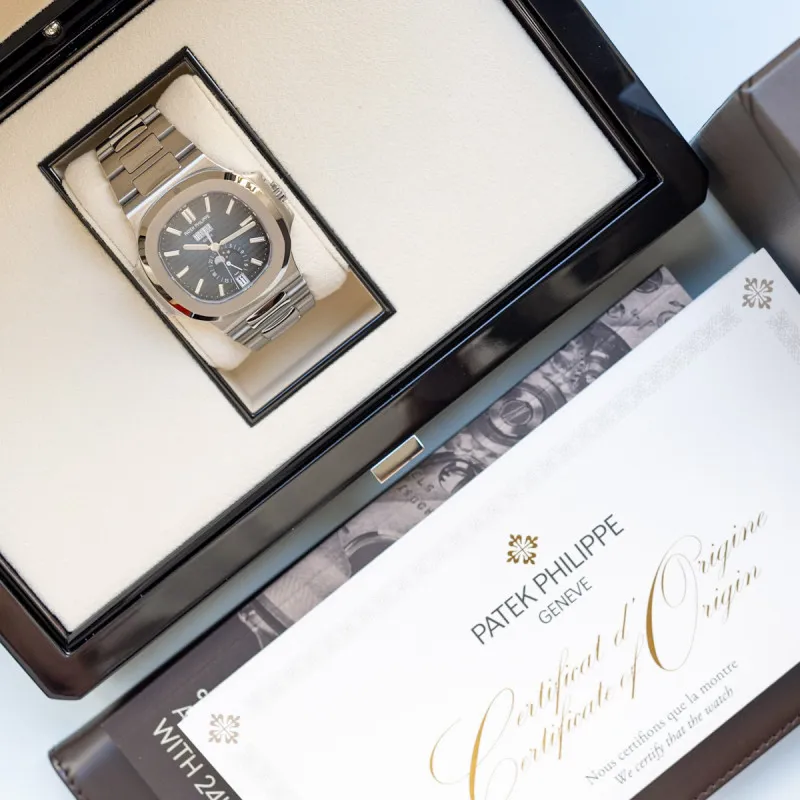 Patek Philippe Nautilus 5726/1A-014 40mm Stainless steel Blue 6