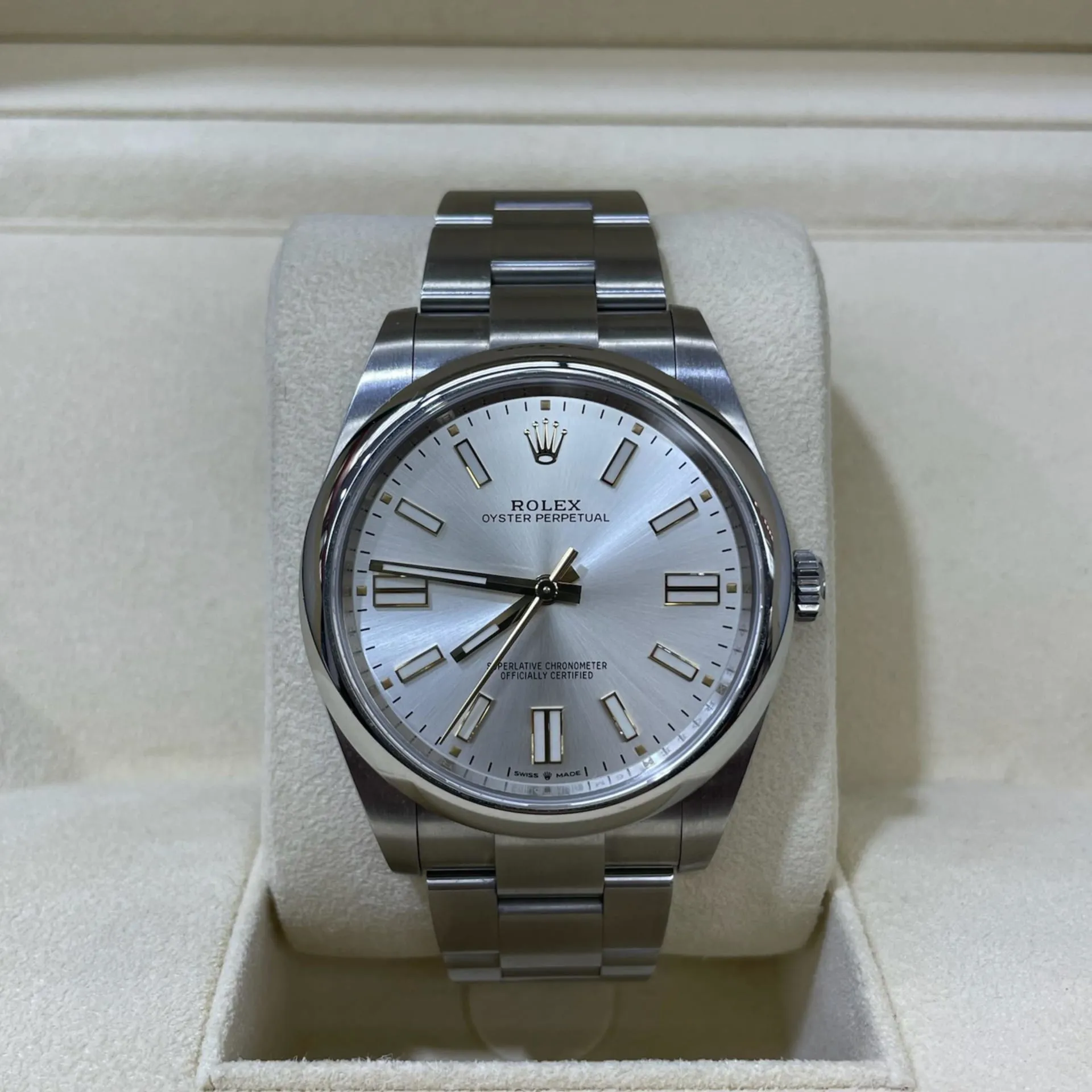 Rolex Oyster Perpetual 124300-0001 41mm Oystersteel Silver