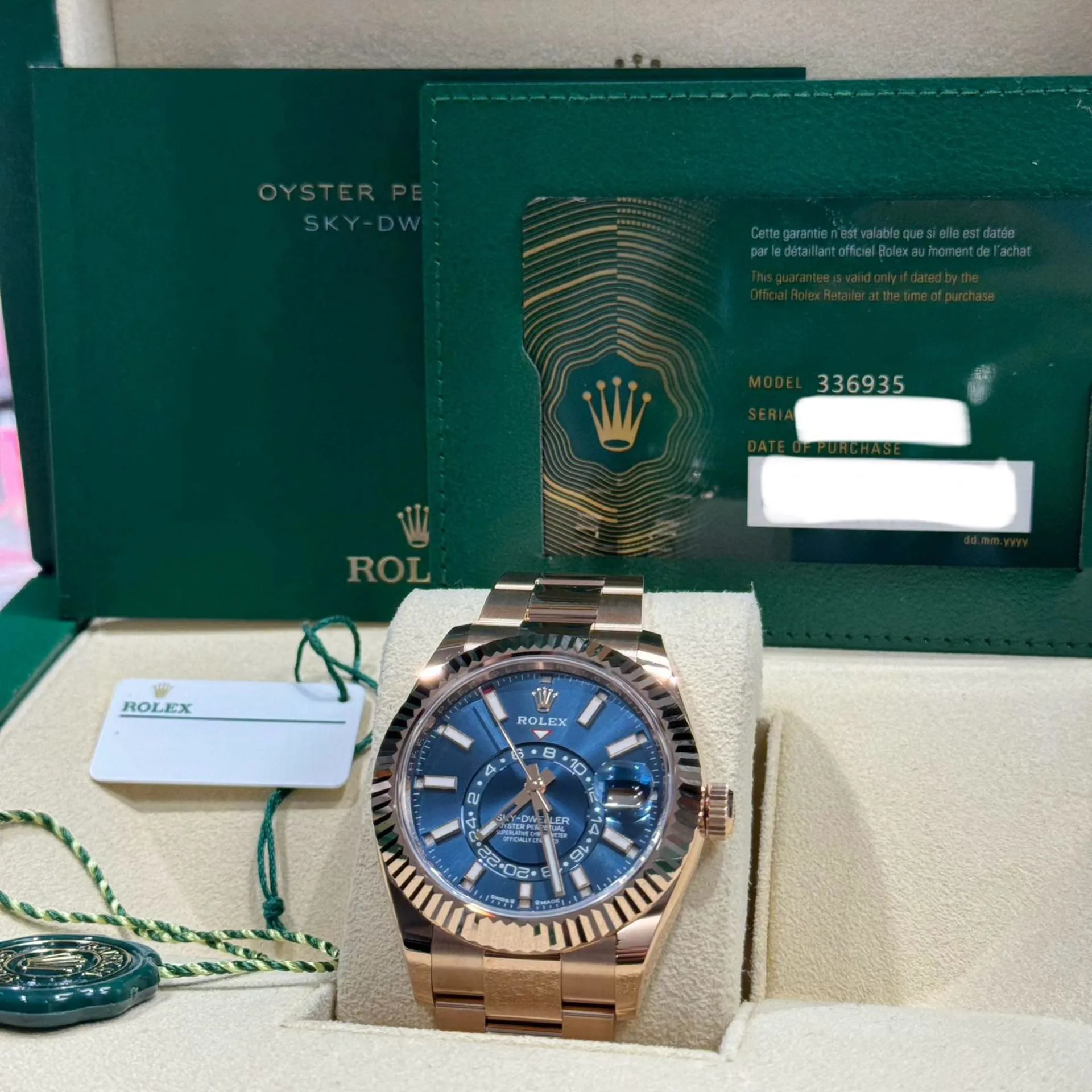 Rolex Sky-Dweller 336935-0001 42mm Everose gold Blue and Green