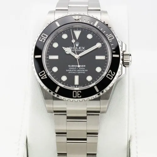 Rolex Submariner 124060-0001 41mm Oystersteel Black