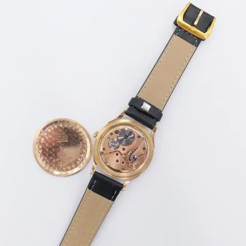 Omega 35mm Rose gold 8