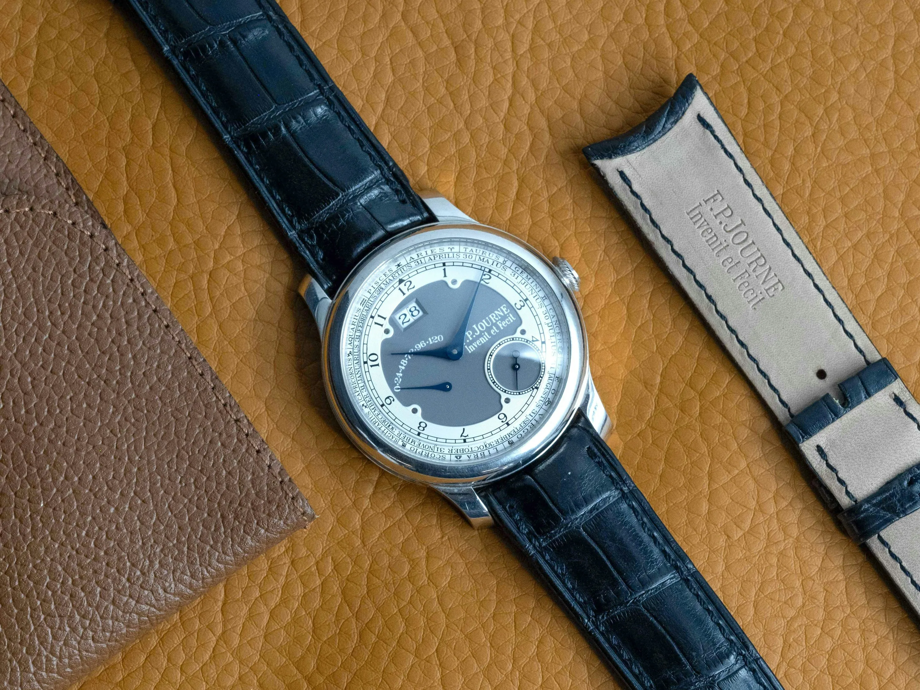 F.P. Journe Octa Zodiaque OZ PT 40 A GR 40mm Platinum Gray