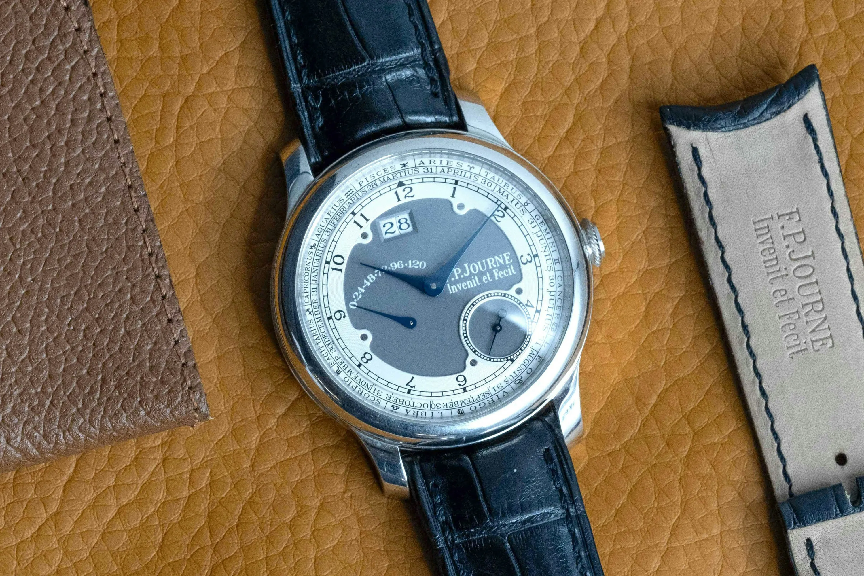 F.P. Journe Octa Zodiaque OZ PT 40 A GR 40mm Platinum Gray 22