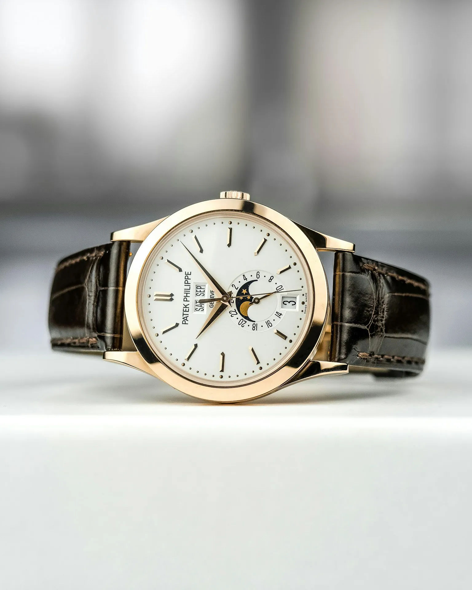 Patek Philippe Annual Calendar 5396R 38.5mm Rose gold Silver