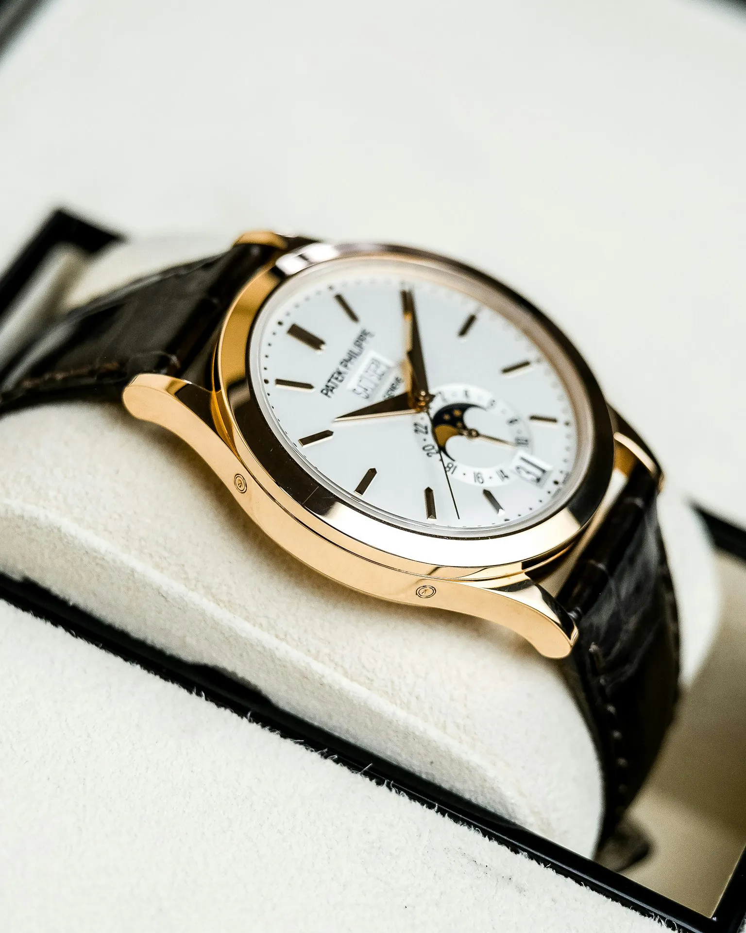 Patek Philippe Annual Calendar 5396R 38.5mm Rose gold Silver 7