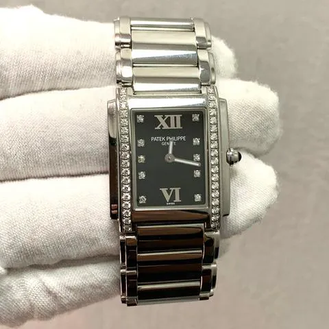 Patek Philippe Twenty~4 4910/10A-001 25mm Stainless steel Black