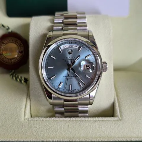 Rolex Day-Date 36 118206 36mm Platinum Blue