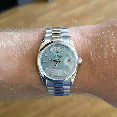 Rolex Day-Date 36 118206 36mm Platinum Blue 8