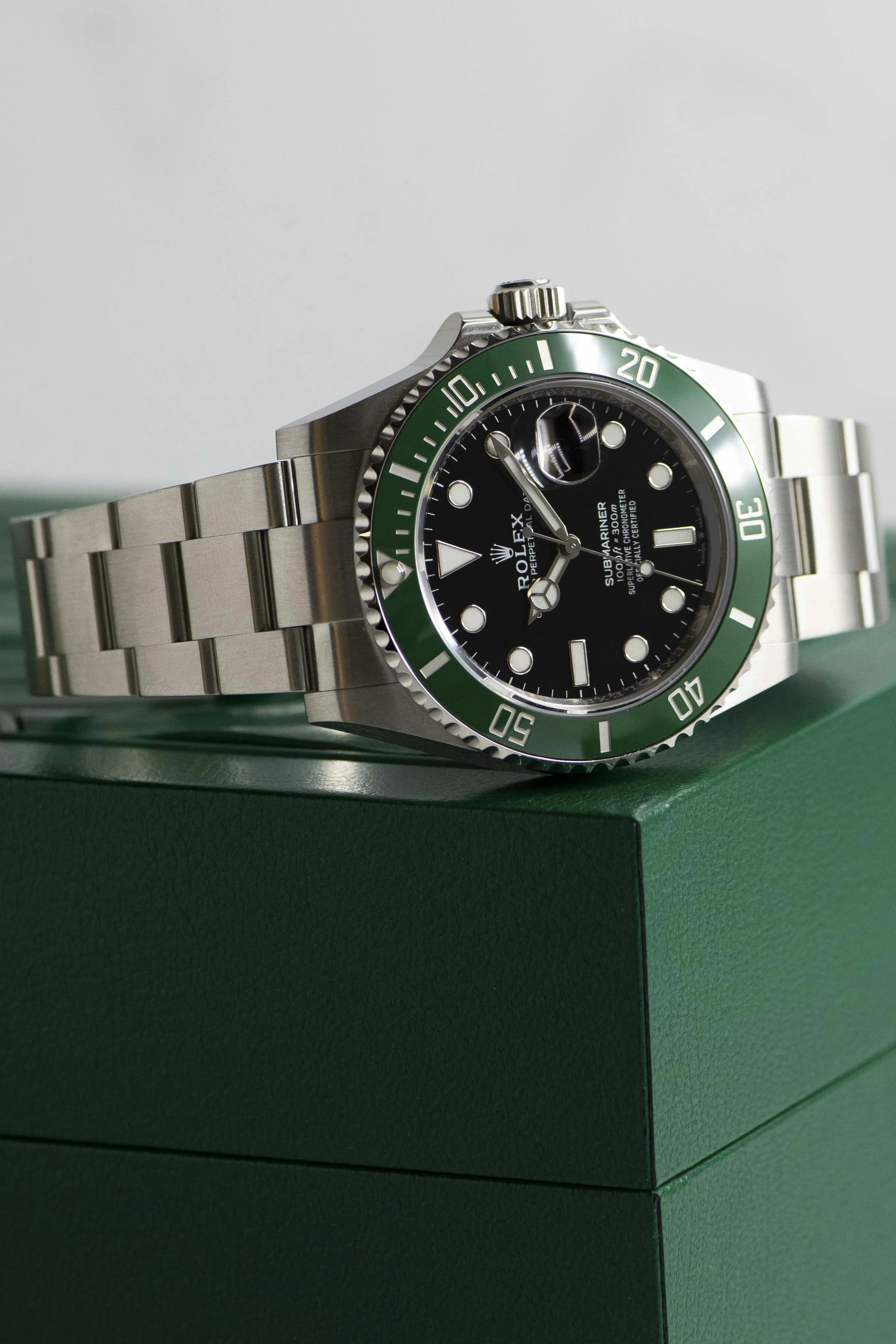 Rolex Submariner 126610LV 41mm Stainless steel Black 4