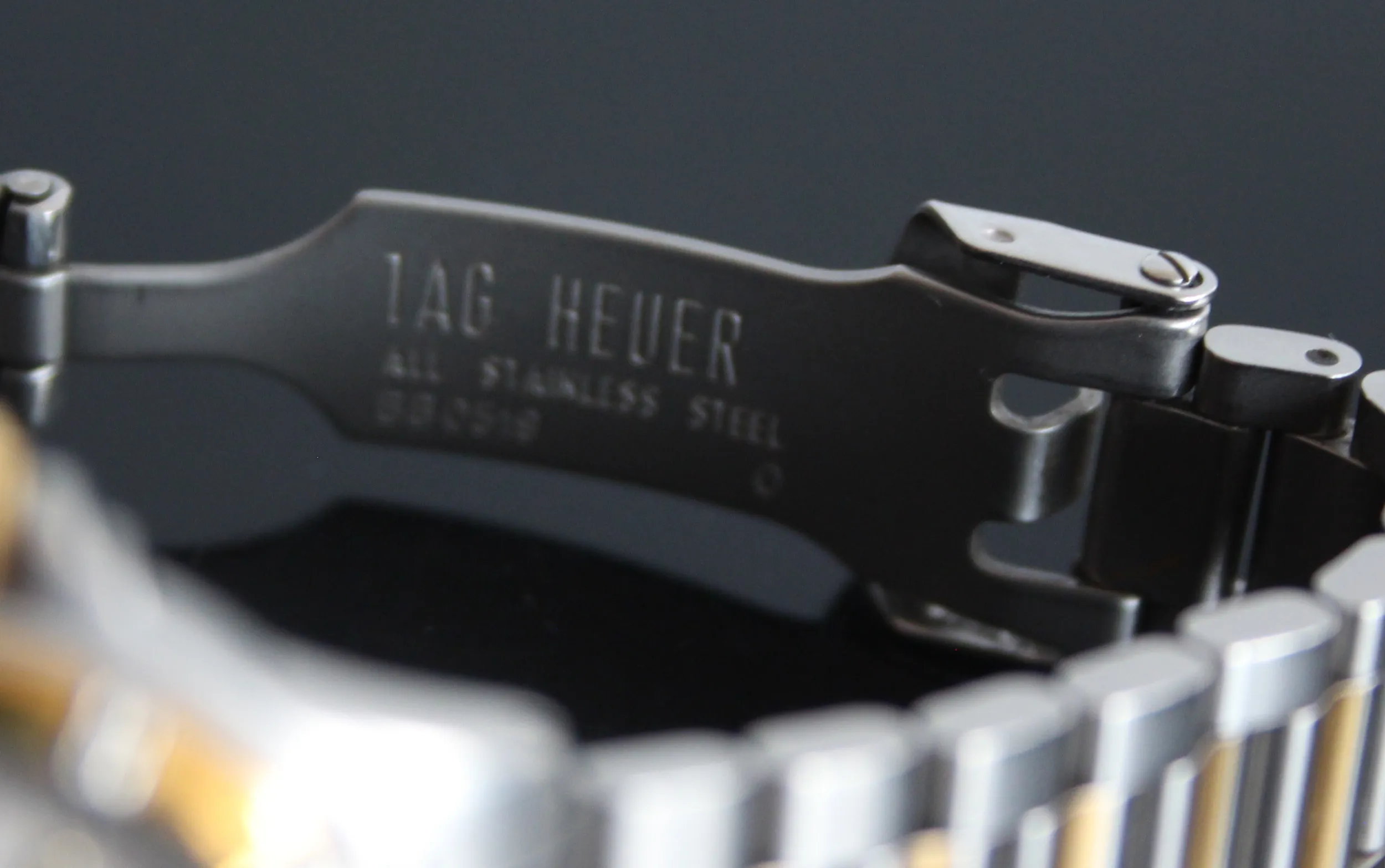 TAG Heuer Professional WF1420-0 32mm Bi-metal Cream 5