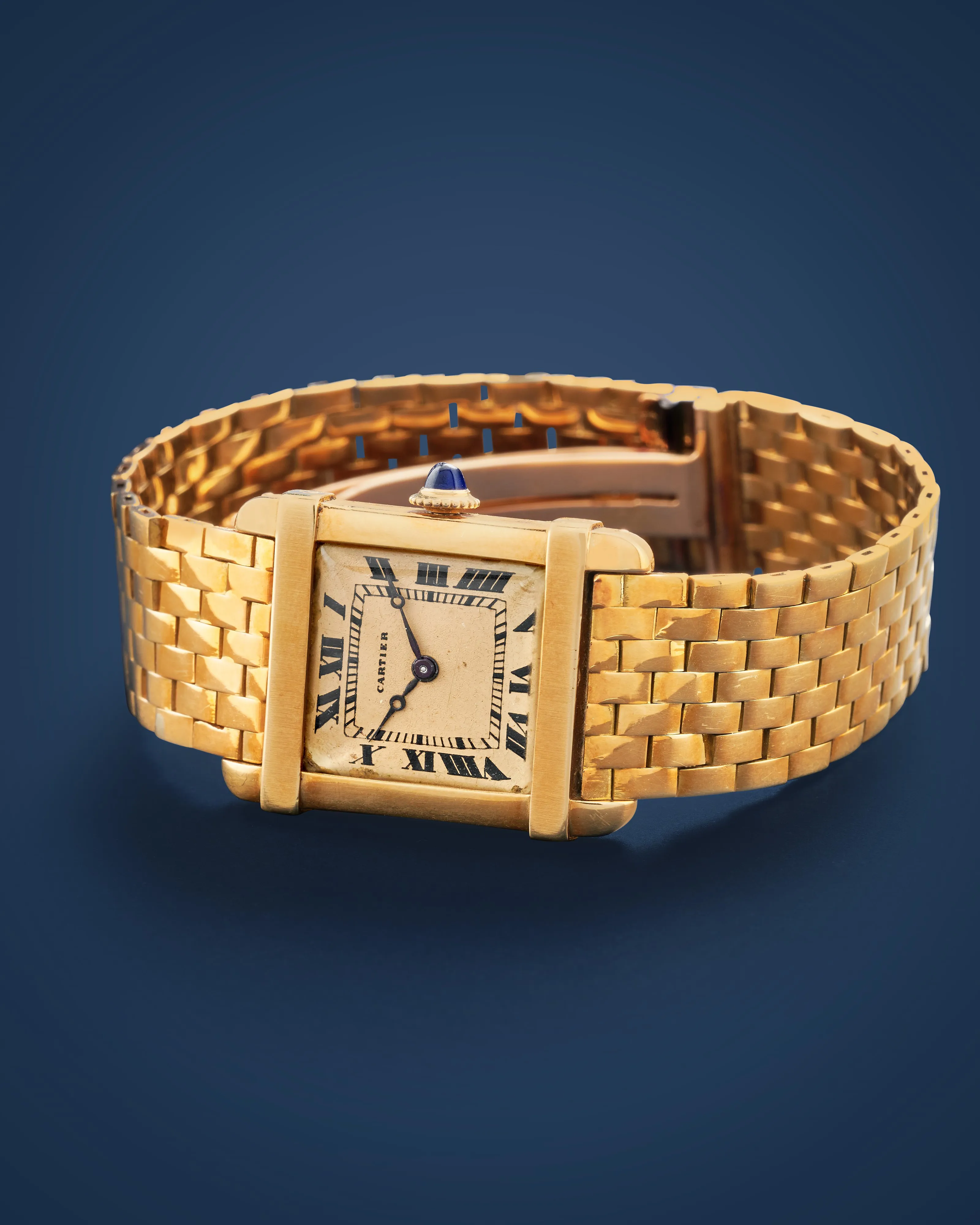 Cartier Tank Chinoise 23mm Yellow gold Cream