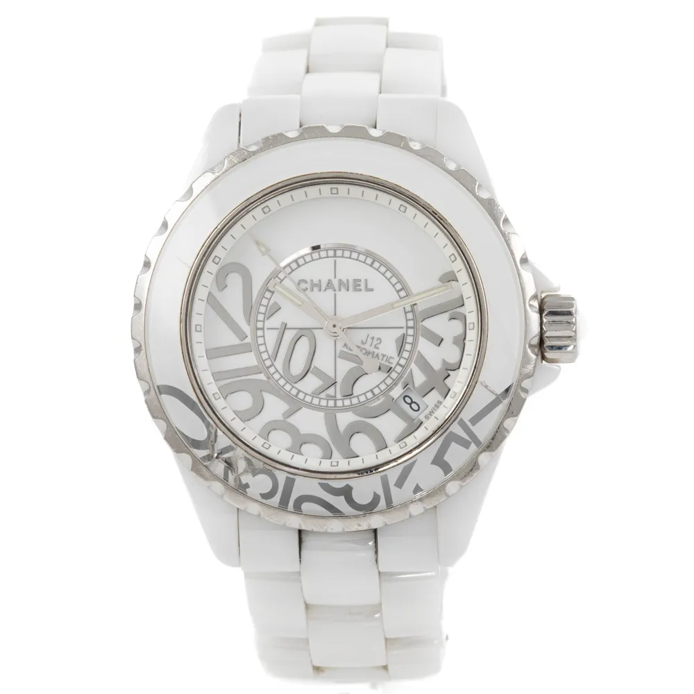 Chanel J12 H5240 38mm Stainless steel and ceramic White