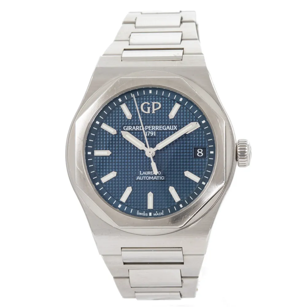 Girard-Perregaux Laureato 81010-11-431-11A