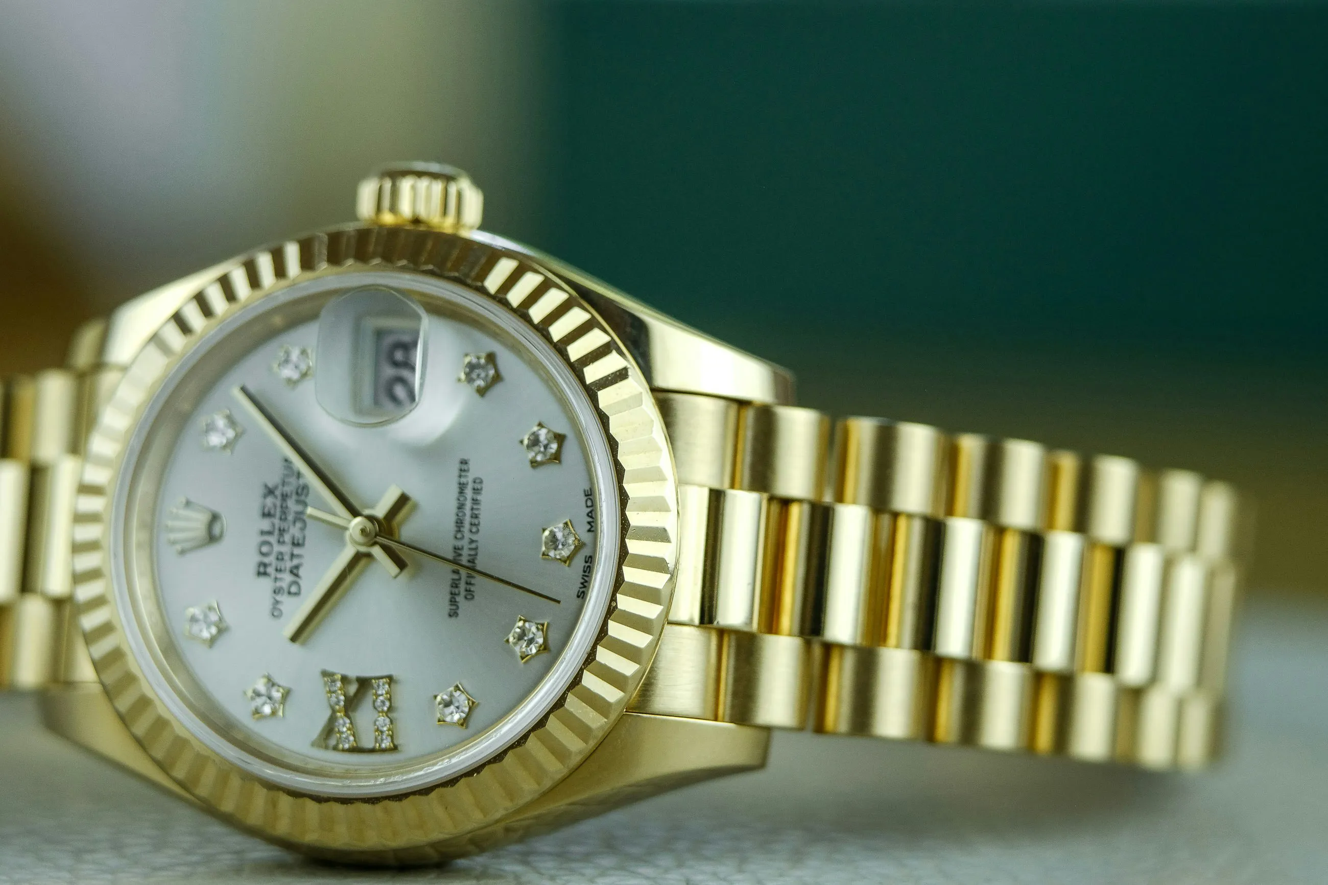 Rolex Lady-Datejust 279178 28mm Yellow gold Silver with diamond 3