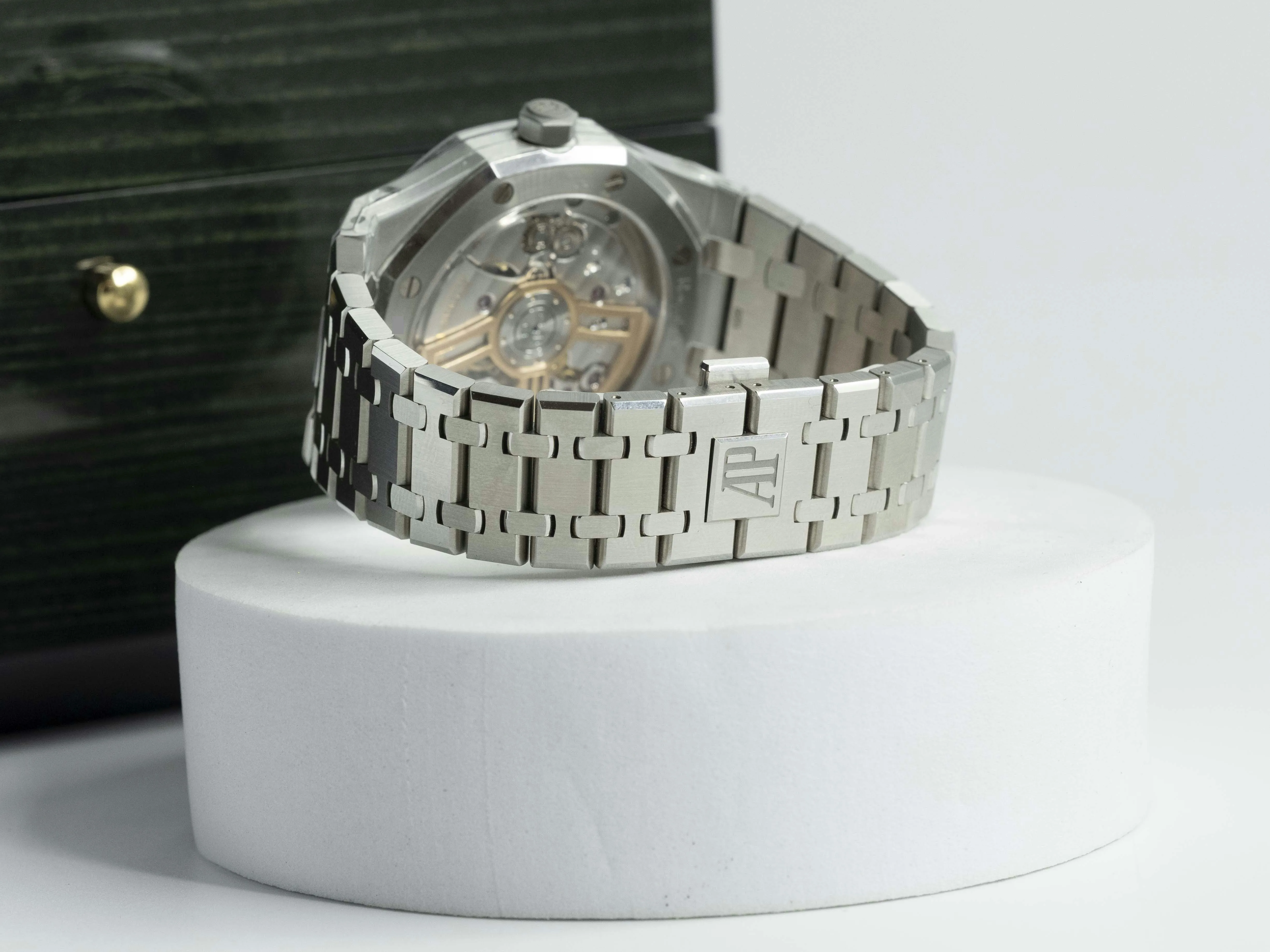 Audemars Piguet Royal Oak 15500ST.OO.1220ST.04 41mm Stainless steel Silver 9