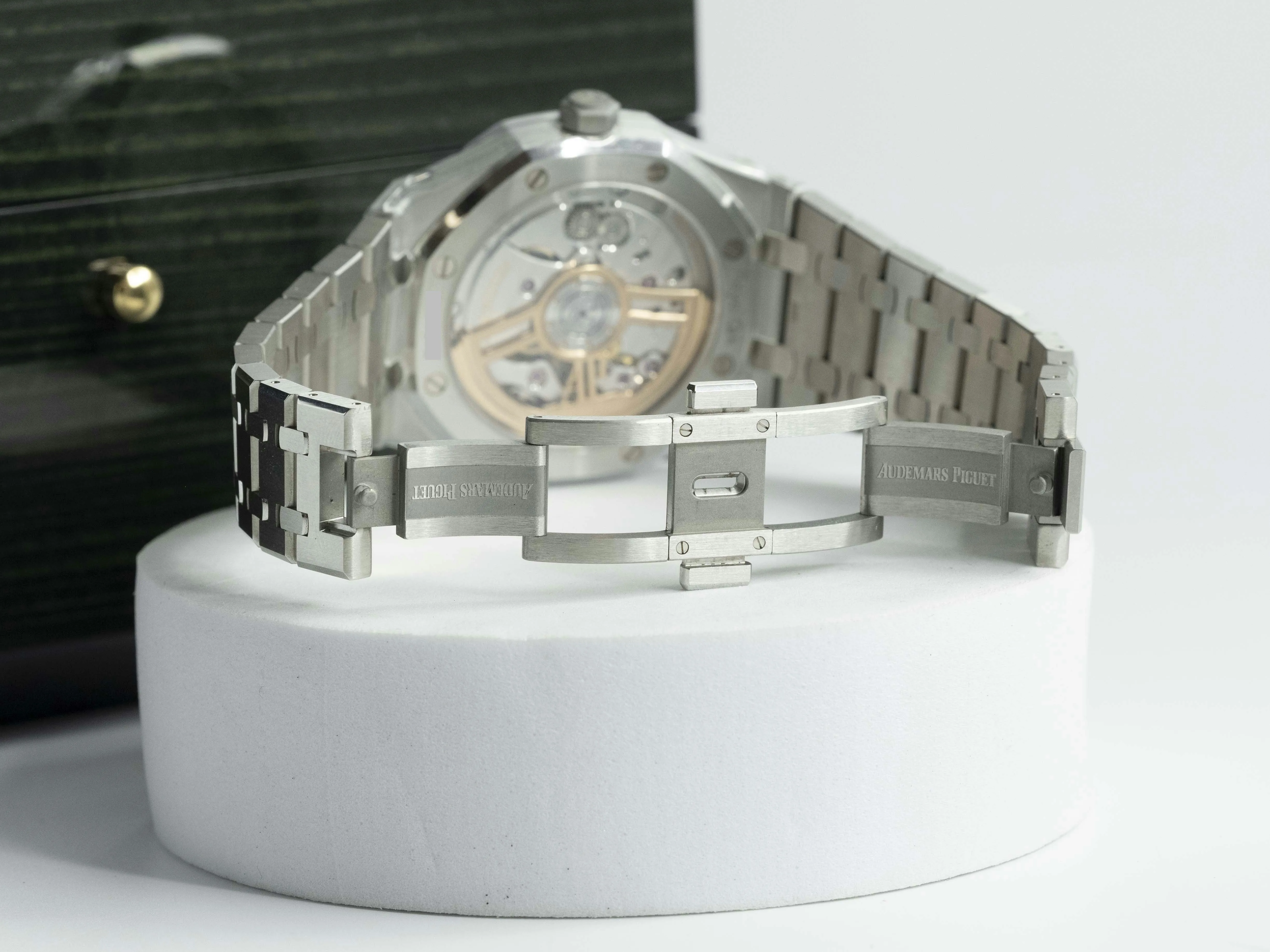 Audemars Piguet Royal Oak 15500ST.OO.1220ST.04 41mm Stainless steel Silver 12