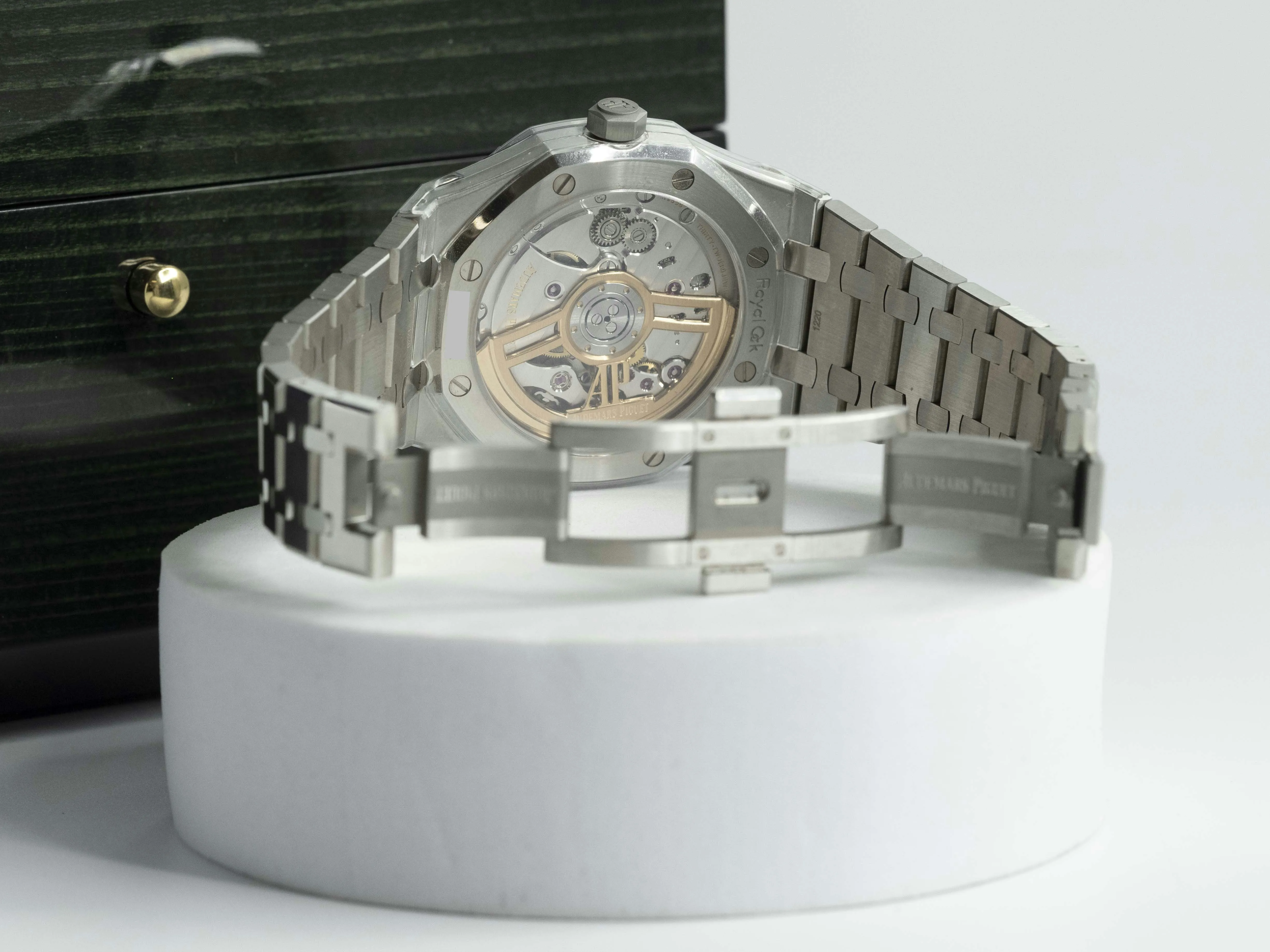 Audemars Piguet Royal Oak 15500ST.OO.1220ST.04 41mm Stainless steel Silver 13