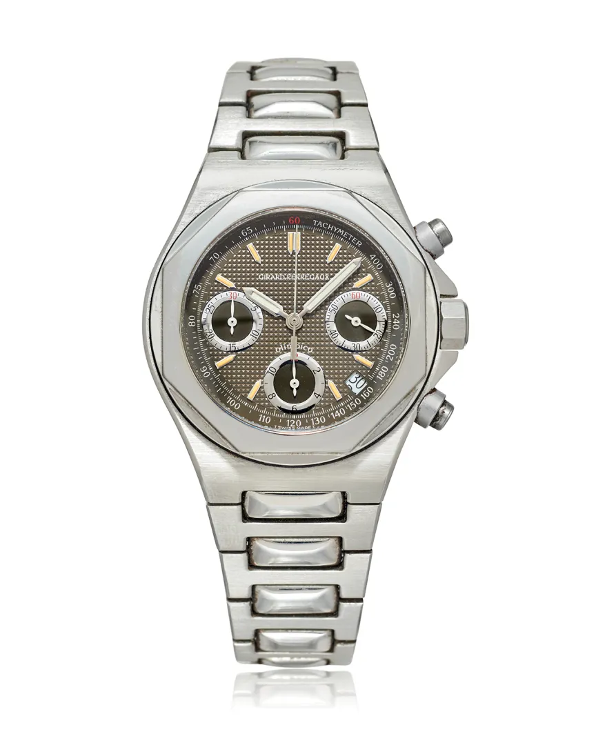 Girard-Perregaux Laureato 8017 40mm Stainless steel Grey