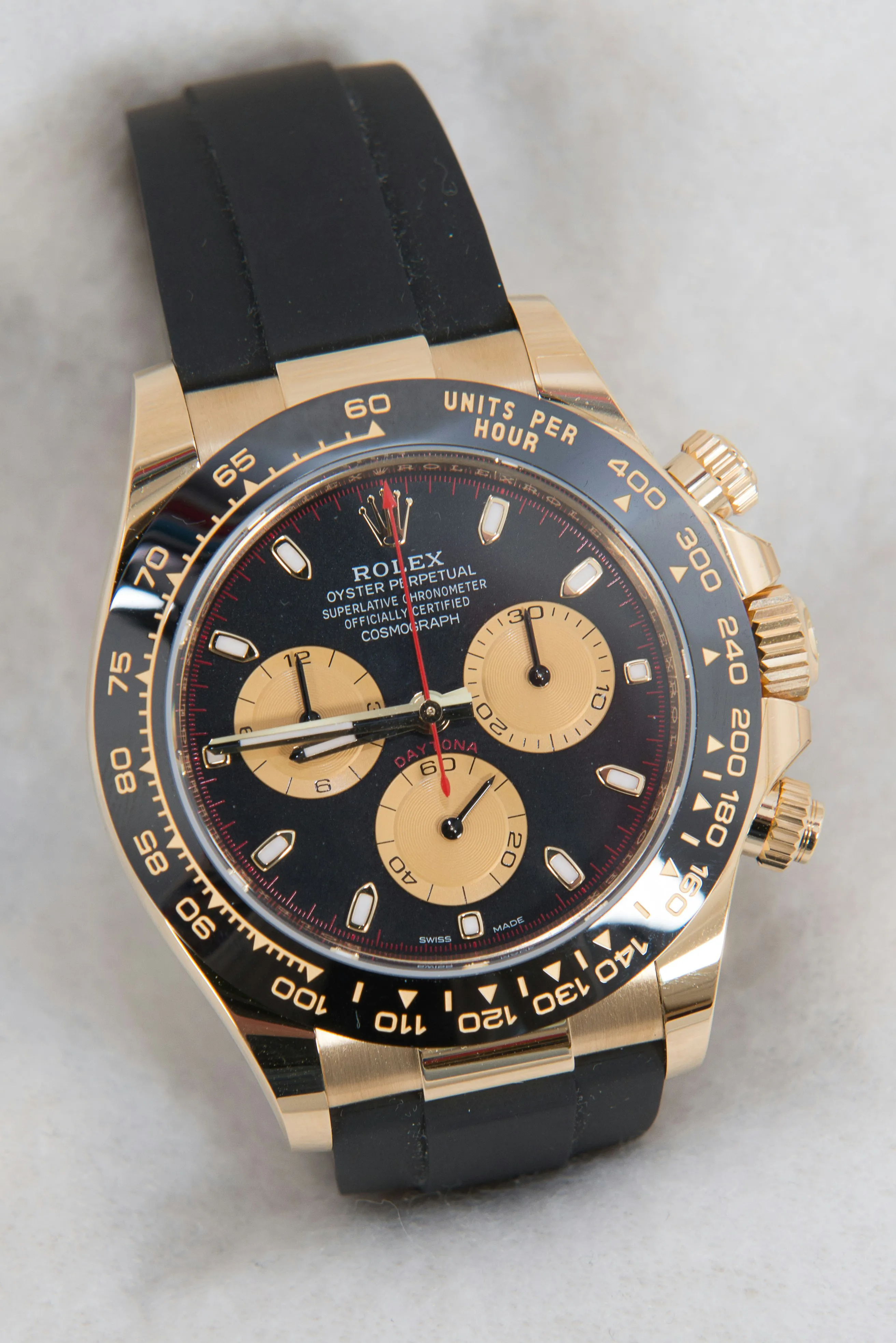 Rolex Daytona 116518LN 40mm Yellow gold Black 12