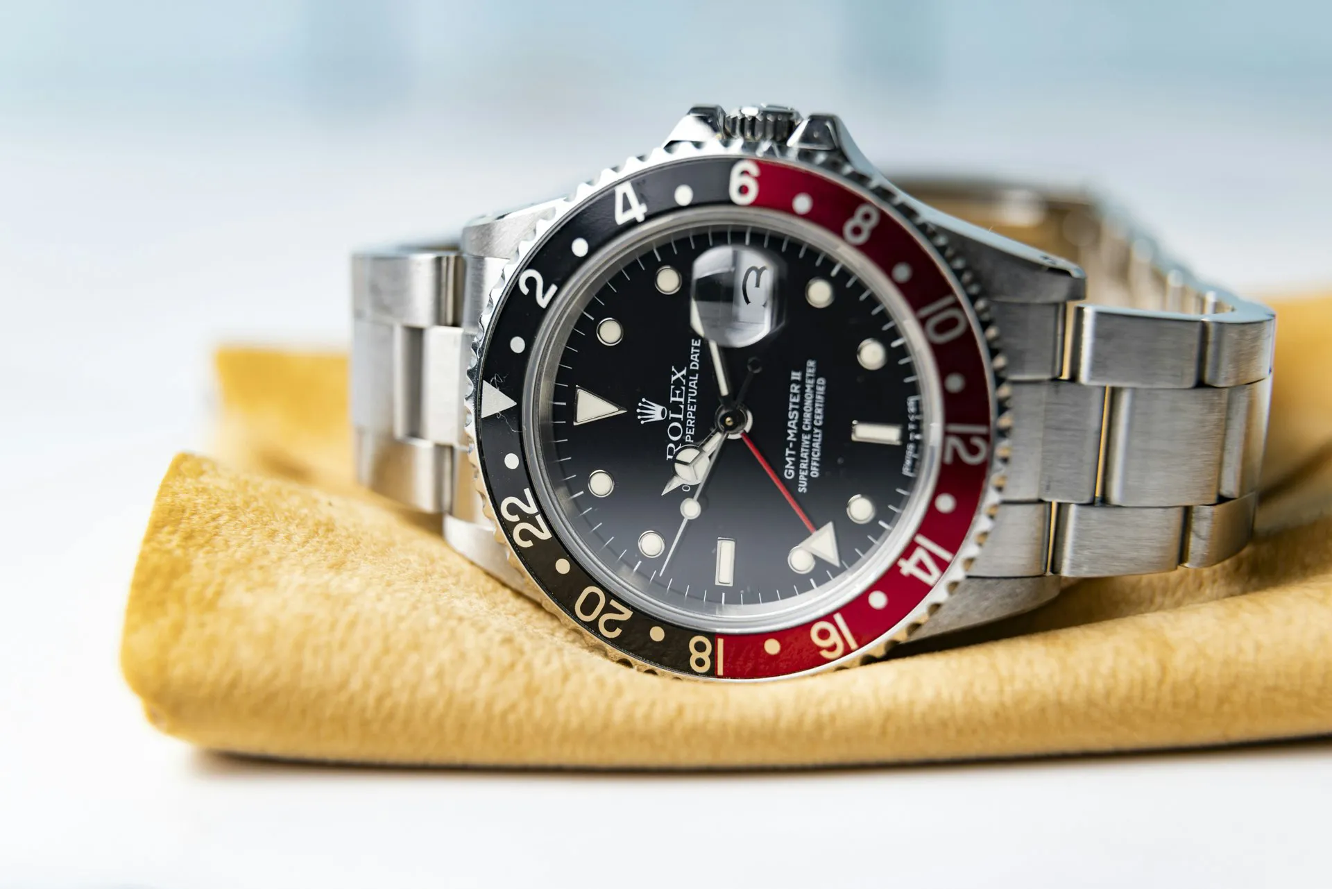 Rolex GMT-Master II 16760 40mm Stainless steel Black 3