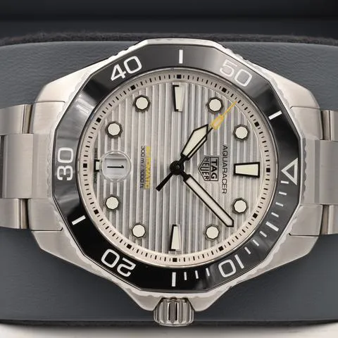 TAG Heuer Aquaracer 300M WBP201C.BA0632 43mm Stainless steel Gray 3