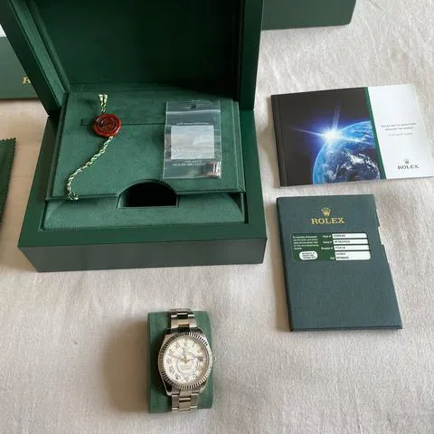 Rolex Sky-Dweller 326939 42mm White gold White 10