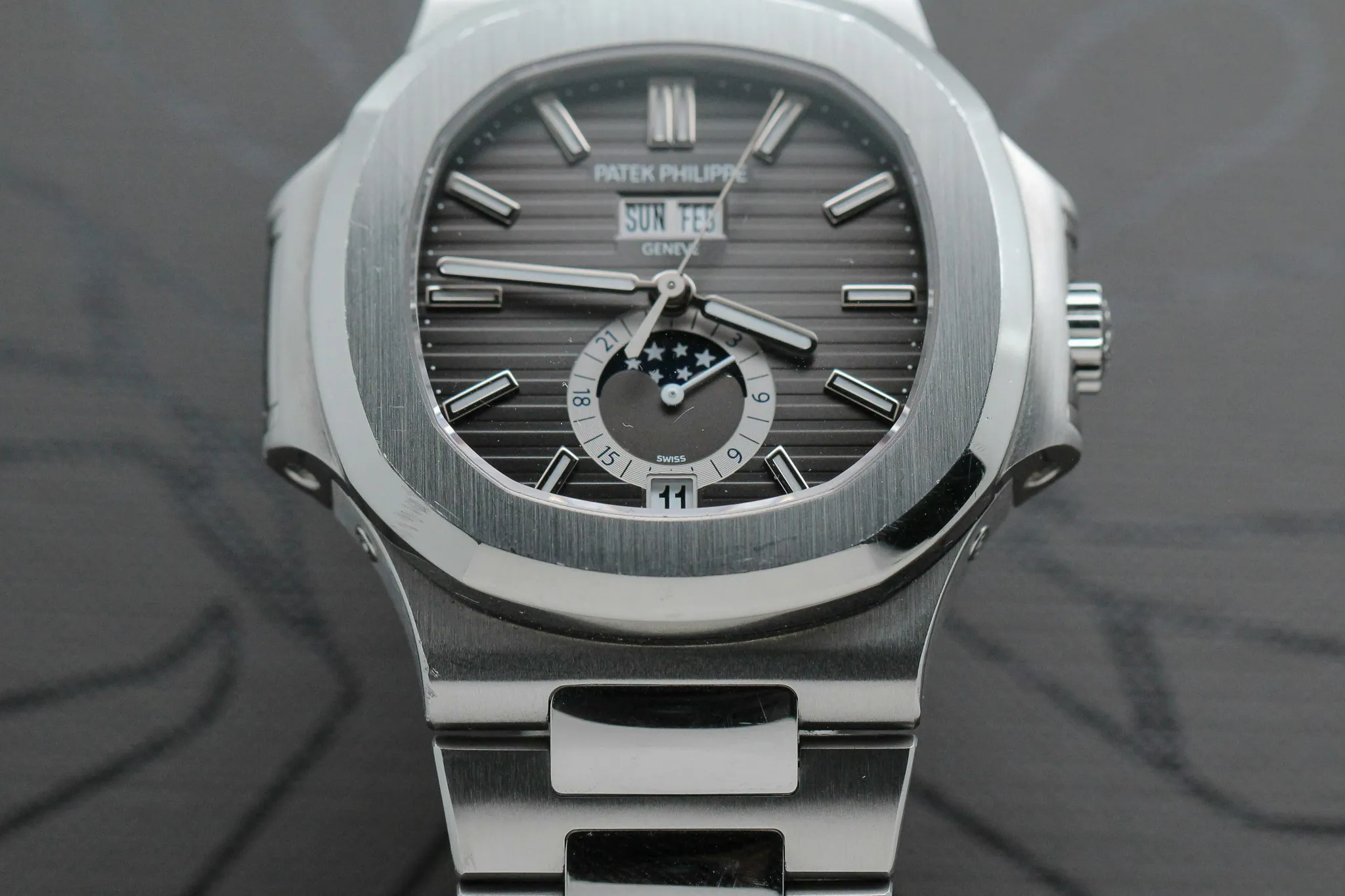 Patek Philippe Nautilus 5726/1A 40.5mm Stainless steel Blue 1