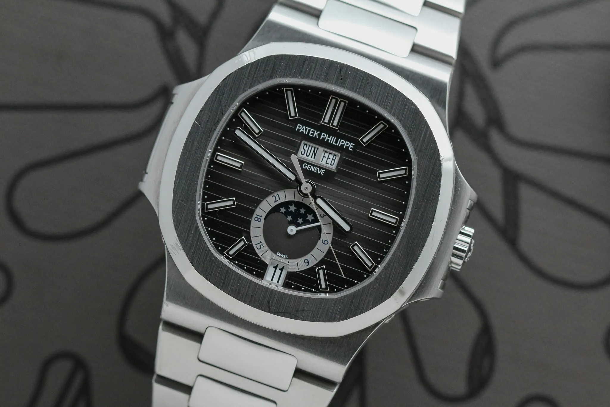 Patek Philippe Nautilus 5726/1A 40.5mm Stainless steel Blue 10