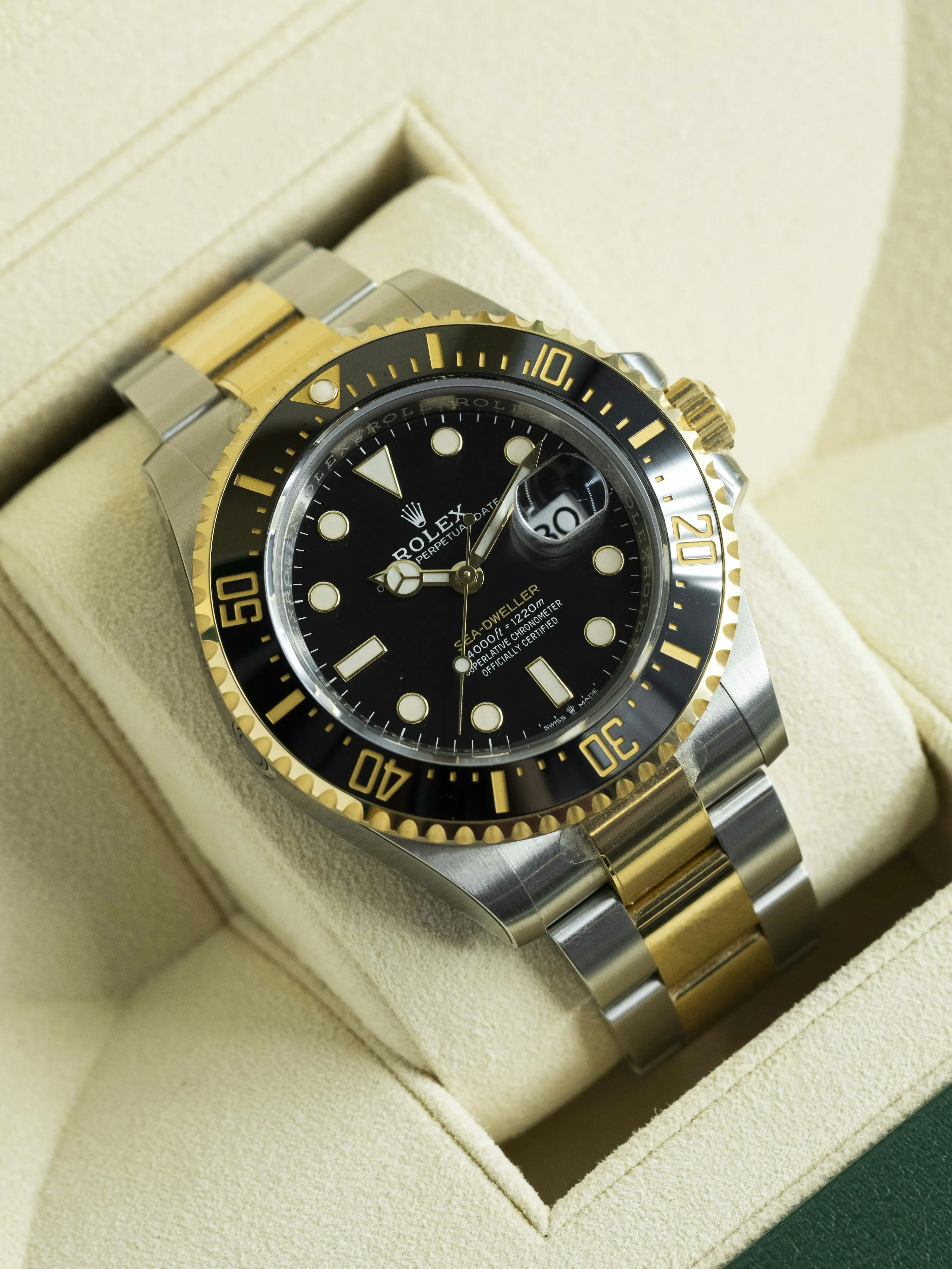 Rolex Sea-Dweller 126603 43mm Yellow gold and Stainless steel Black