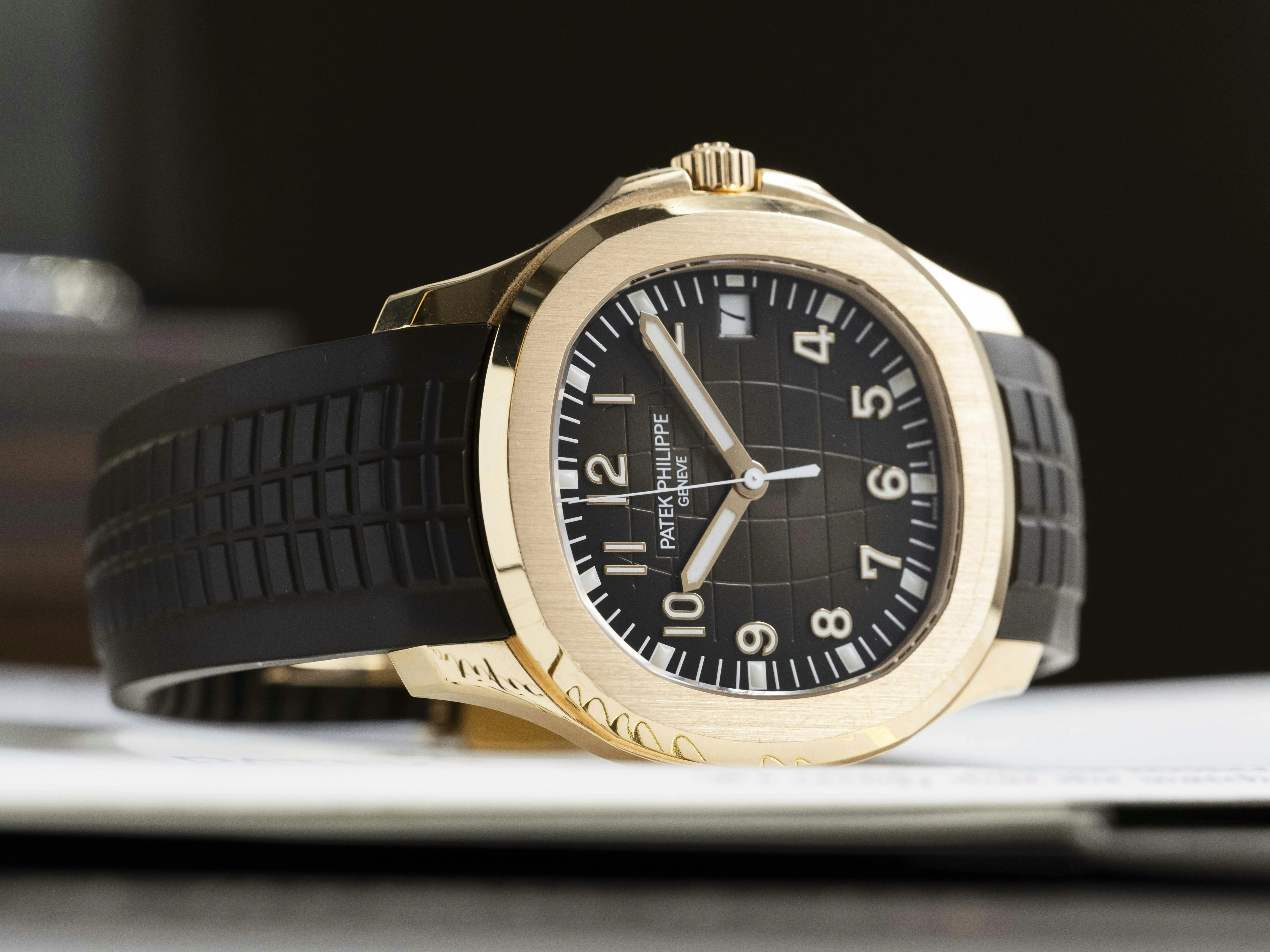 Patek Philippe Aquanaut 5167R 40.8mm Rose gold Brown 2