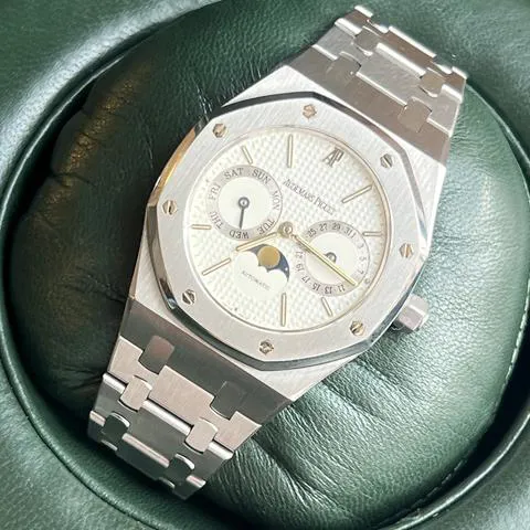 Audemars Piguet Royal Oak 25594ST 36mm Stainless steel White 2