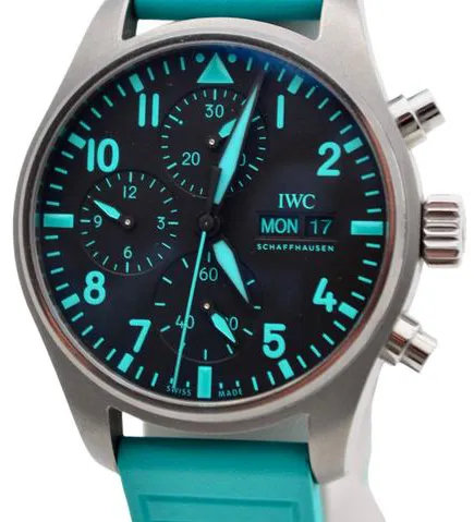 IWC Pilot Chronograph IW388108 41mm Titanium Black