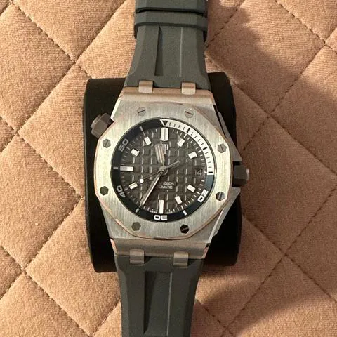 Audemars Piguet Royal Oak Offshore Diver 15720ST.OO.A009CA.01 42mm Stainless steel Gray 6