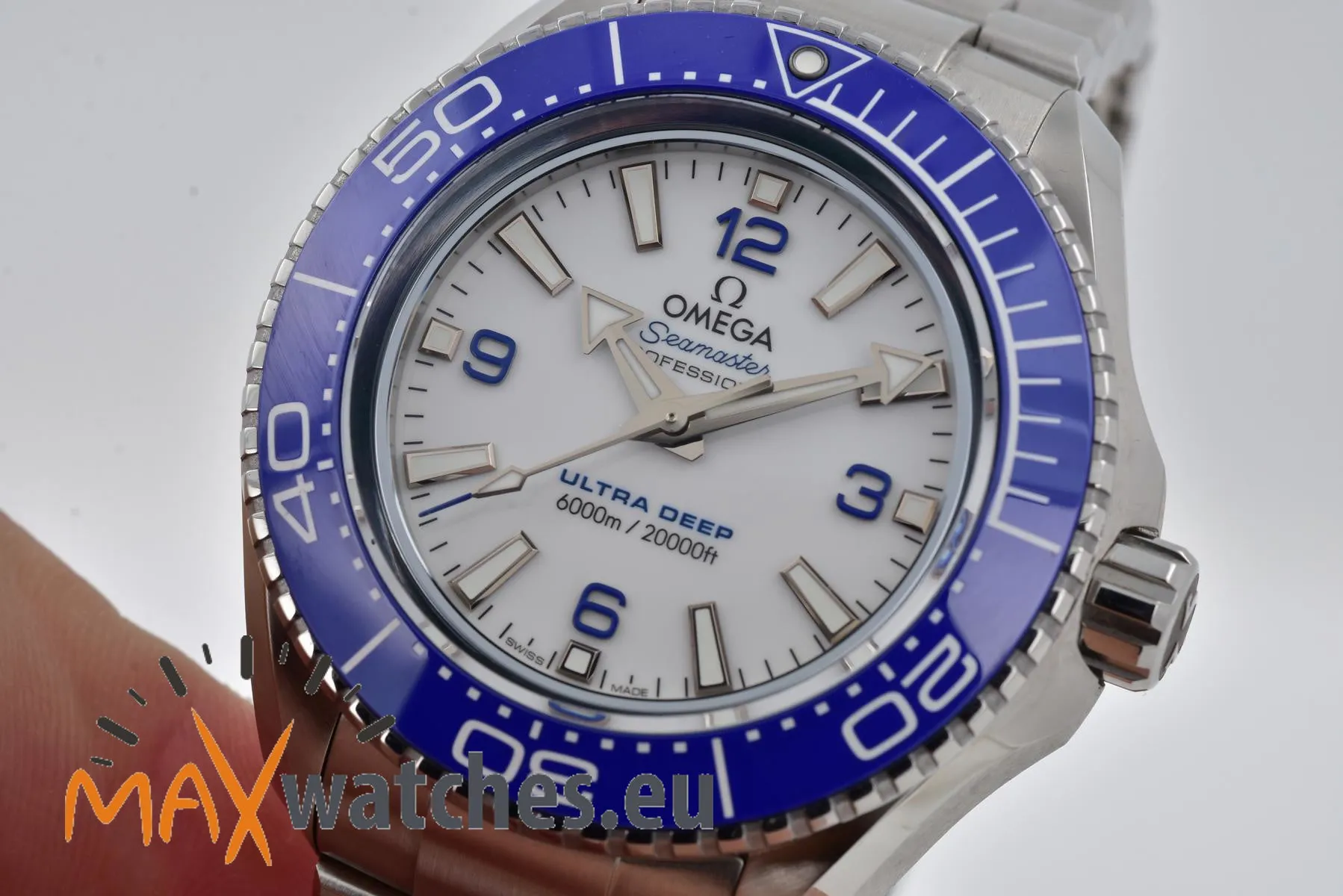 Deep Blue 45.5mm Stainless steel White 9
