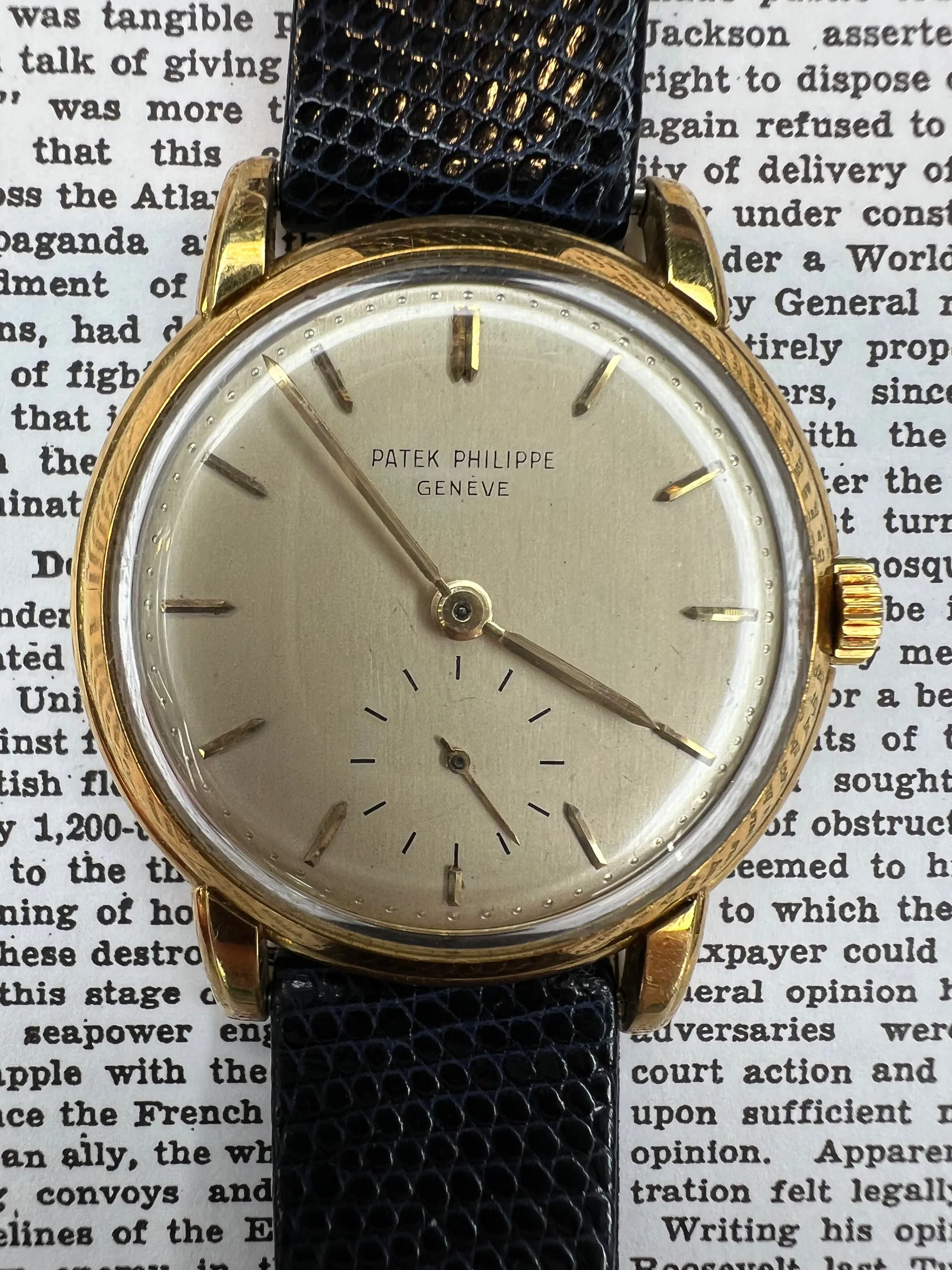 Patek Philippe Calatrava 2484 32mm Yellow gold Silver