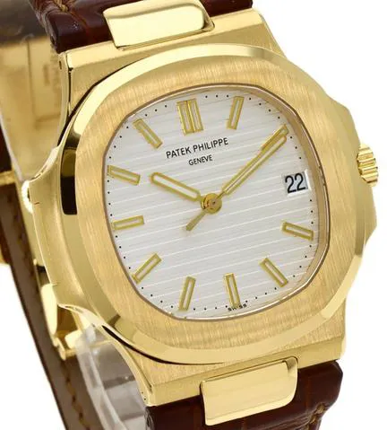 Patek Philippe Nautilus 5711J-001 42.5mm Yellow gold Silver 2