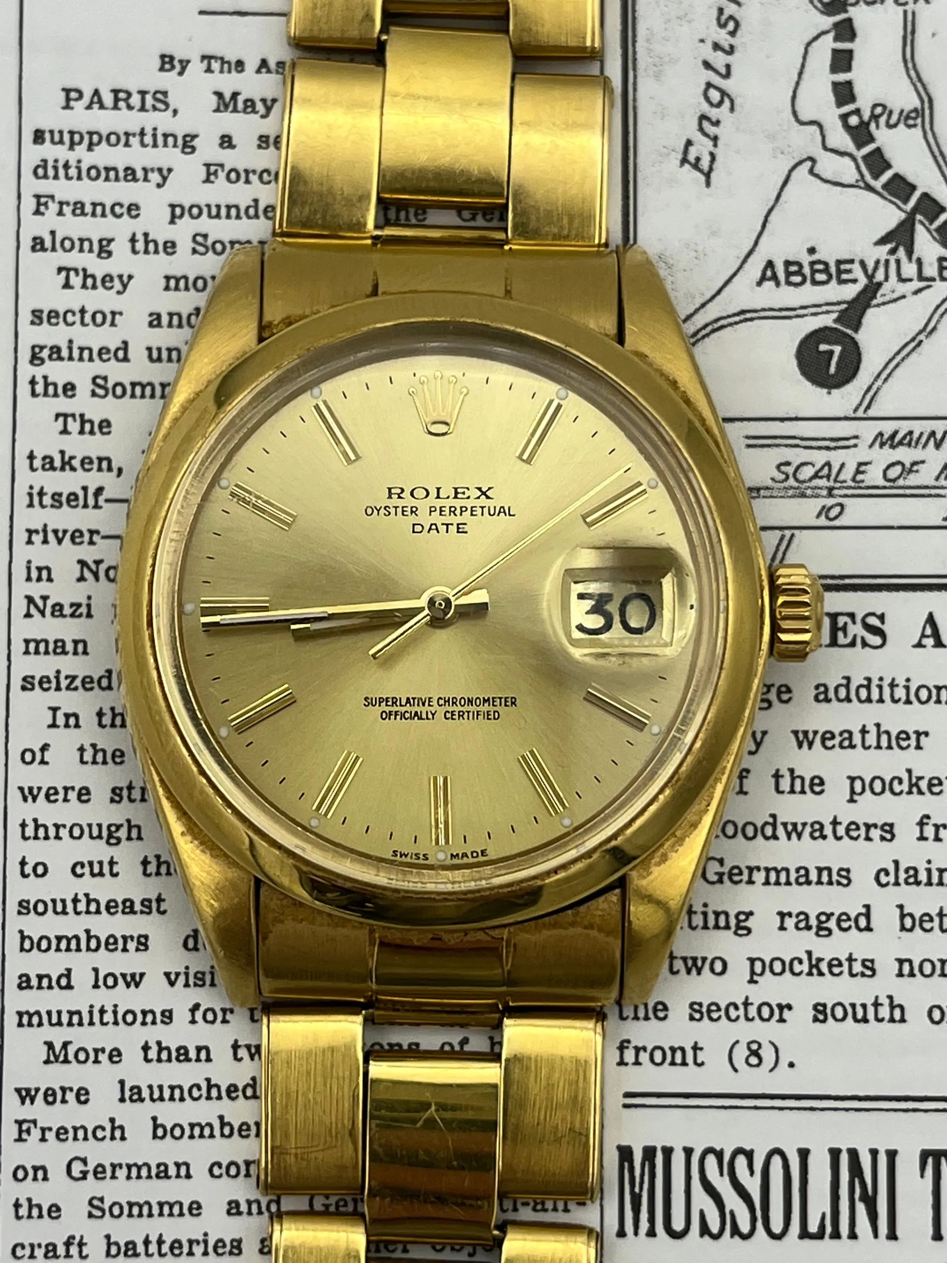 Rolex Oyster Perpetual Date 1500 Yellow gold